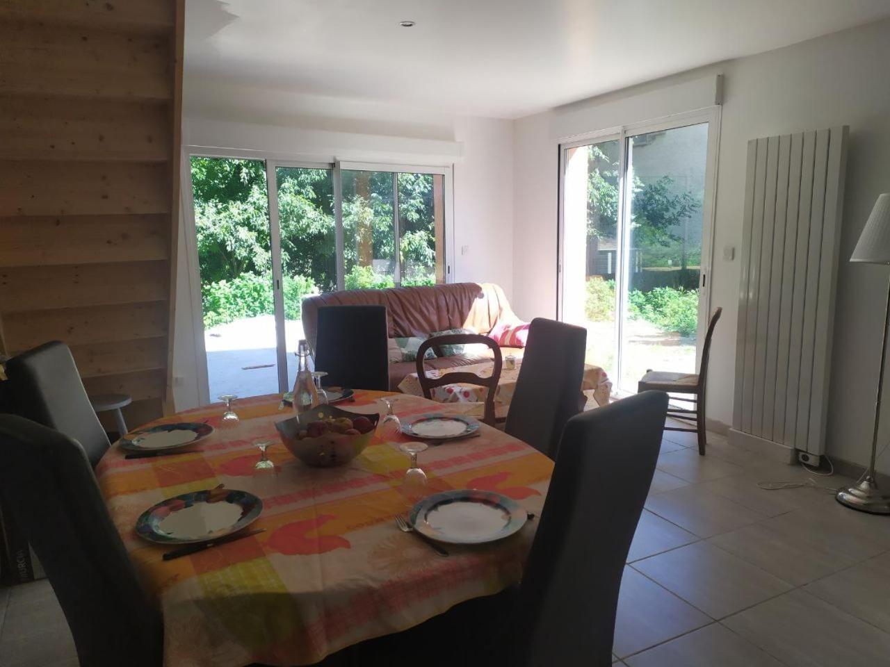 Duplex Avec Jardin Et Grande Terrasse 8-10 Personnes Villa Campagnan Buitenkant foto