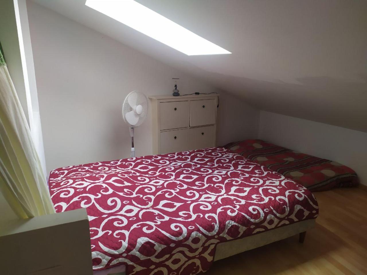 Duplex Avec Jardin Et Grande Terrasse 8-10 Personnes Villa Campagnan Buitenkant foto